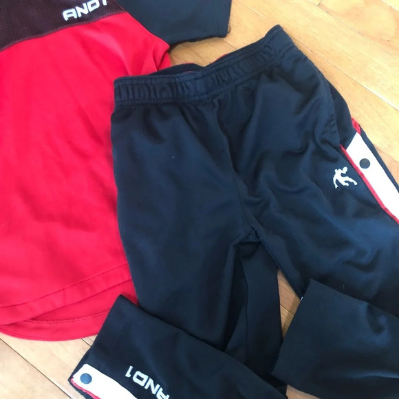 And 1 outfit - Picture 3 of 3